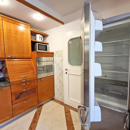 Xxl Riverside - Pet Friendly Порторож