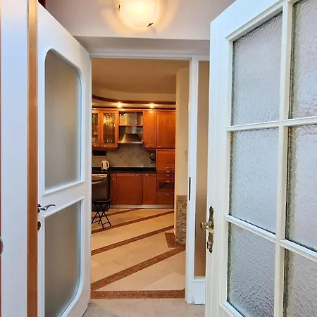Xxl Riverside - Pet Friendly Apartment