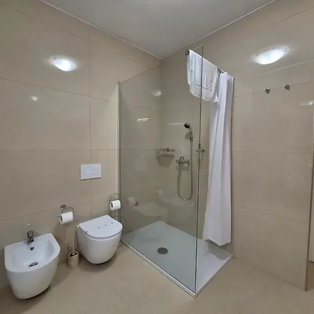Riverside - Pet Friendly *